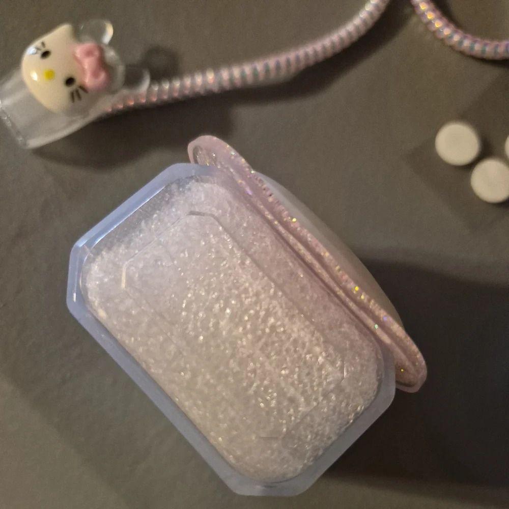Hello Kitty Charger Protector Set